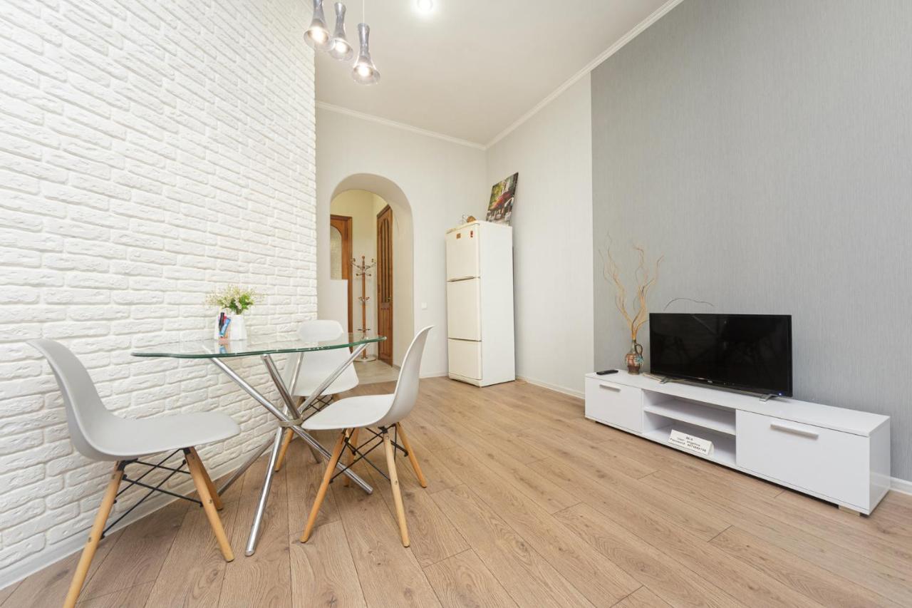 Apartment Zhukovskogo 17 Oldenburg Bagian luar foto
