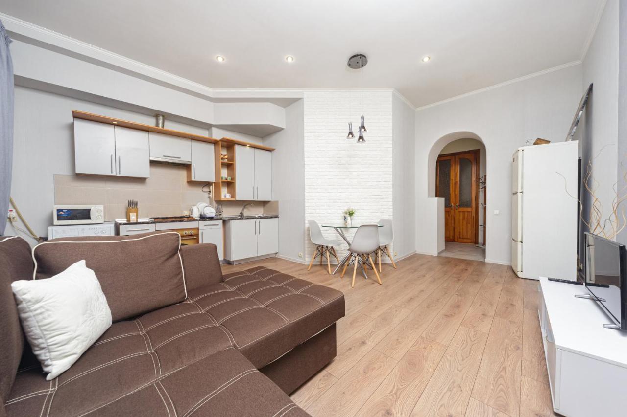 Apartment Zhukovskogo 17 Oldenburg Bagian luar foto